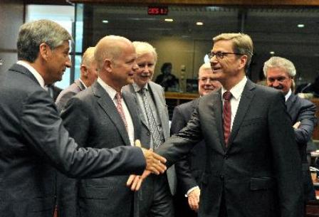 EU yêu cầu siết chặt chính sách nhập cư vào châu Âu ảnh 1